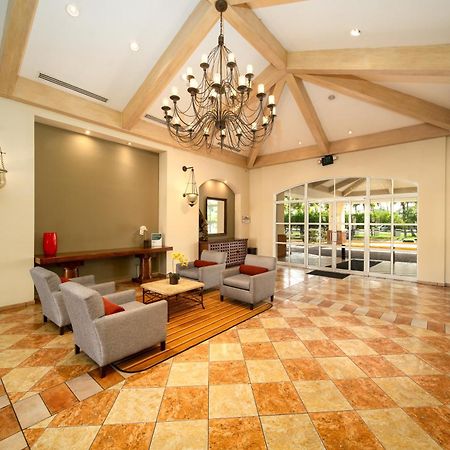 Quality Hotel Real Aeropuerto San Salvador San Luis Bagian luar foto