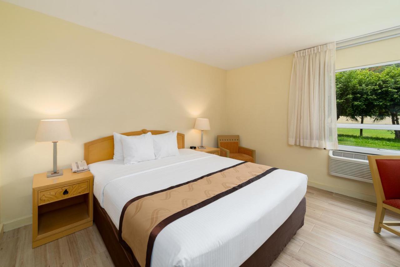 Quality Hotel Real Aeropuerto San Salvador San Luis Bagian luar foto