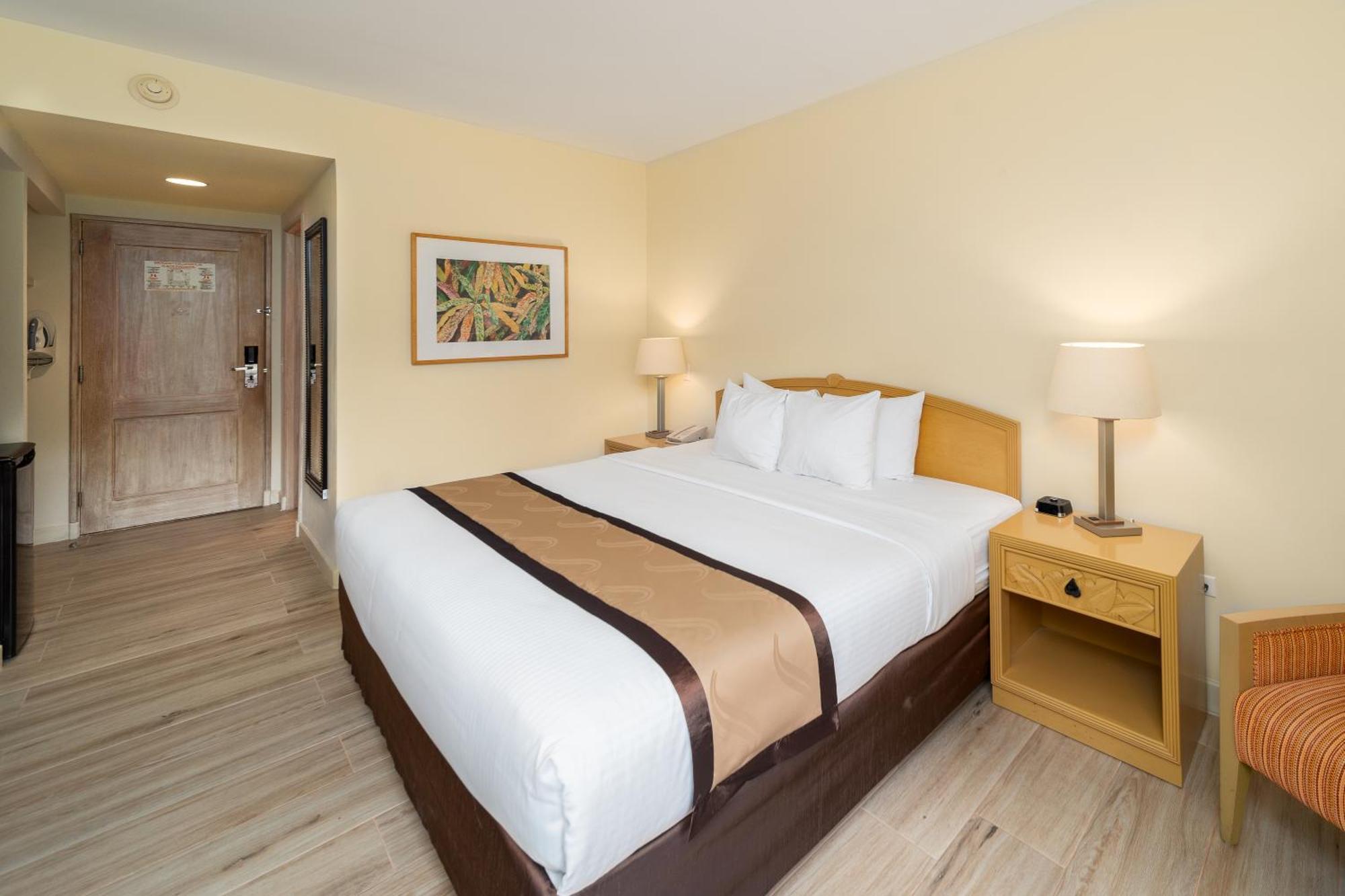 Quality Hotel Real Aeropuerto San Salvador San Luis Bagian luar foto
